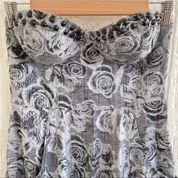 Guess Gray and Black Floral Print Strapless Bustier Dress Size 5 - Picture 2 of 9